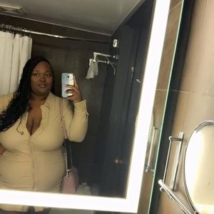 Meet your Posher, Quinisha